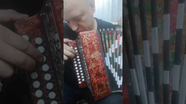 Сыграй с нуля первую свою песню! Урок номер 3. Соединяем руки! смотреть онлайн