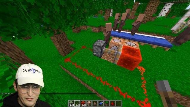 Testing JAVA vs BEDROCK Minecraft To See How Different They Are смотреть онлайн