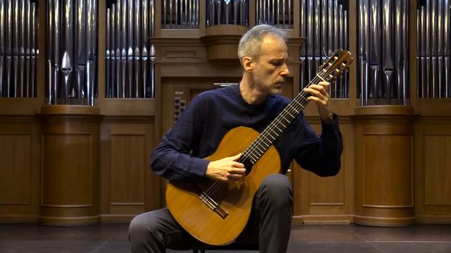 Bruno Giuffredi plays Pietro Gallinotti (1952) cedar top. Napoleon Coste "Étude n. 18" op. 38 смотреть онлайн
