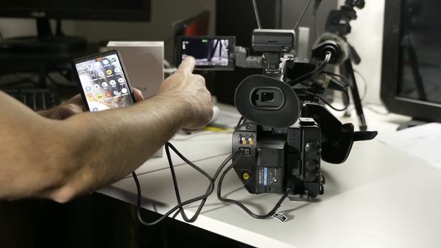 SONY Xperia PRO as a camera monitor (and, yes, it's self-explanatory, so no audio was needed) смотреть онлайн