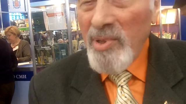 Наум Синдаловский на Книжном салоне смотреть онлайн