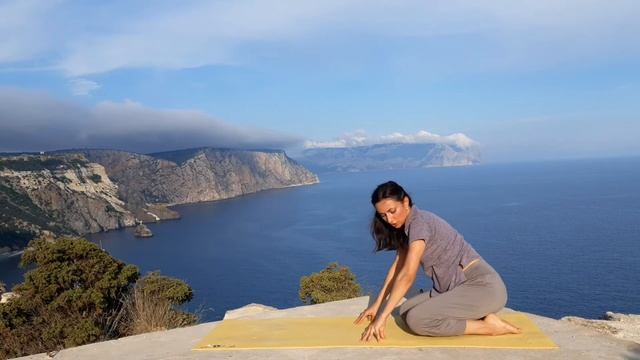 Йога для начинающих. Занятие №4 смотреть онлайн