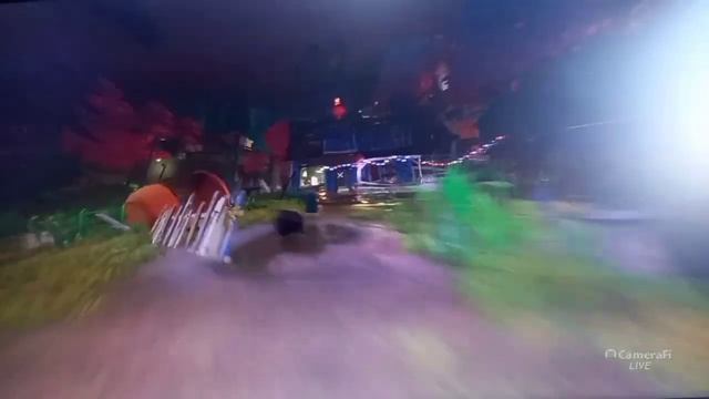 на улице праздник . но мы пытаемся взять ключ Hello Neighbor 2альфа 1.5 смотреть онлайн