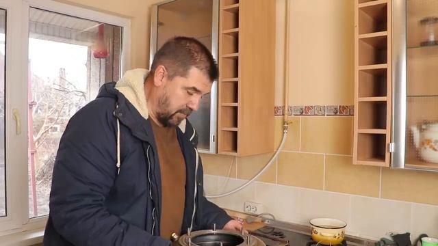 Как ХРАНИТЬ РЫБУ БЕЗ ХОЛОДИЛЬНИКА! Тушенка из РЫБЫ! Рыбные Консервы в АВТОКЛАВЕ смотреть онлайн