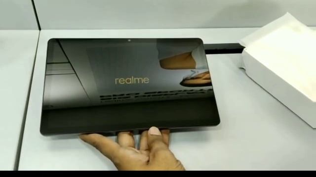 Realme pad Screen Size: 10.4 inches смотреть онлайн