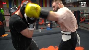 ПОСЛЕ ЭТОГО УДАРА ПАДАЮТ В НОКАУТ / АРТУР АКАБ VS ВЕЛИ