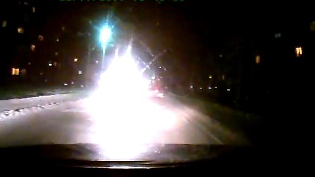 Дебил на скользкой дороге. смотреть онлайн