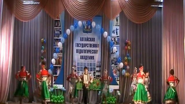 "Кубарики" выступают в "День Учителя" г Барнаул смотреть онлайн