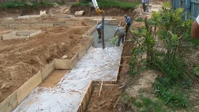 Бетон в основание храма Успения Богородицы в г. Пучеж Ивановской области смотреть онлайн