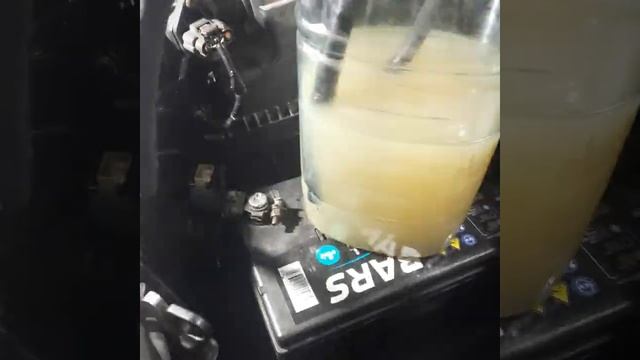 ниссан серена Yd25, пена с обраткой, не понятно от куда