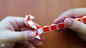 КАК СДЕЛАТЬ ПОДСТАВКУ для телефона, планшета, Айфона, смартфона из змейки Рубика 24 элемента