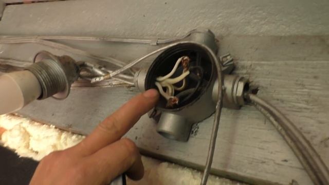 Ремонт брусового дома 22. Установка электробокса TYCO с автоматами и УЗМ-50Ц Меандр.