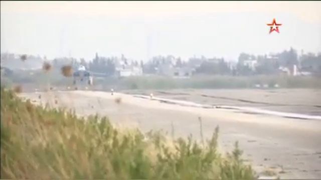 Латакия СУ 34 вернулись с боевого задания в Сирии авиабаза Хмеймим 01 10 2015 смотреть онлайн