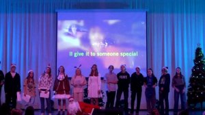 Новогодний калейдоскоп. Выступления 9 классов