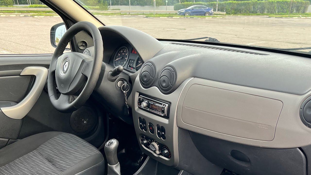 Renault Sandero 2011 1.4МТ смотреть онлайн