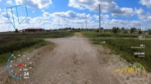 по дороге в поселке новые дворы