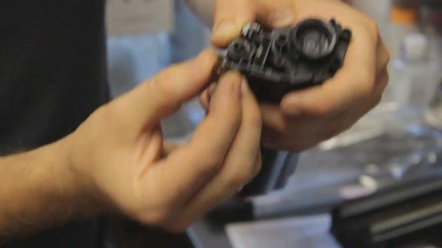 Поломка пружины магнитного вала HP12A смотреть онлайн