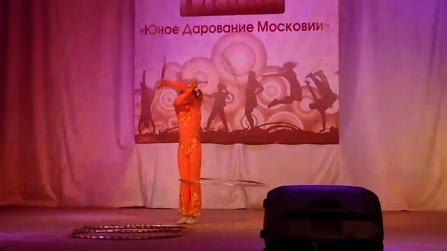 Оранжевое солнце, хулахуп, танец с обручами смотреть онлайн