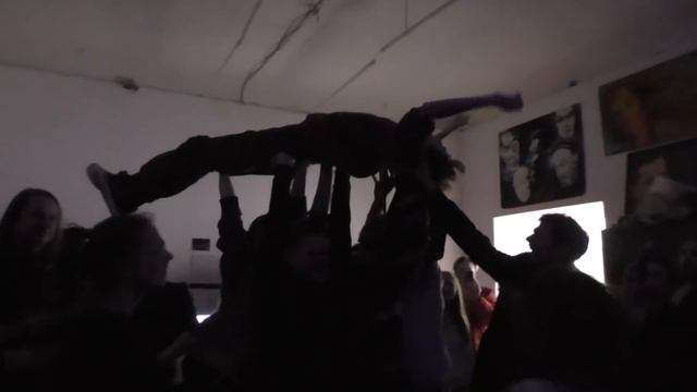 Великий гений всех времен и народов. Романтический концептуалист Аркадий Давидович смотреть онлайн