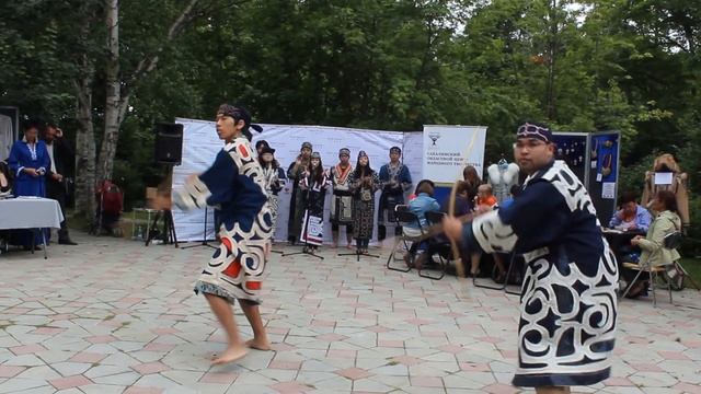 Танец охотников народа Айну смотреть онлайн