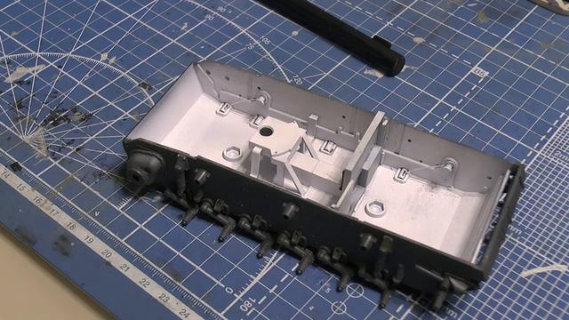 StuG III Ausf.B (Tamiya, 1/35) часть вторая смотреть онлайн
