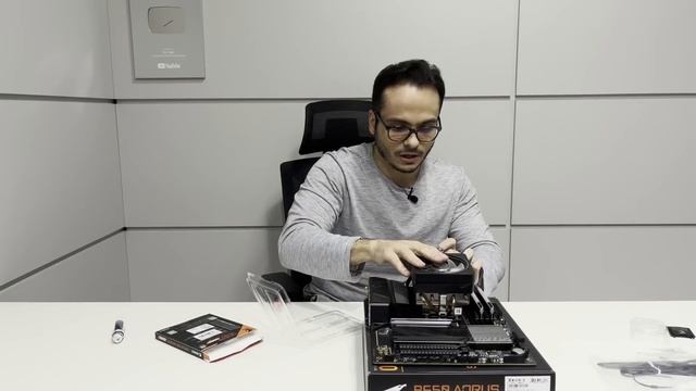 MONTANDO UM PC COM AMD RYZEN 7600X + 32GB DDR5 6000MHZ AORUS E NVIDIA RTX 4090 смотреть онлайн