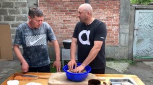 Блюдо из бараньих потрошков! Футбол по кавказски!