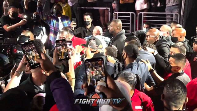ISAAC CRUZ BOSS RING ENTRANCE FOR GERVONTA DAVIS FIGHT AS STAPLES CENTER GOES CRAZY FOR HIM! смотреть онлайн