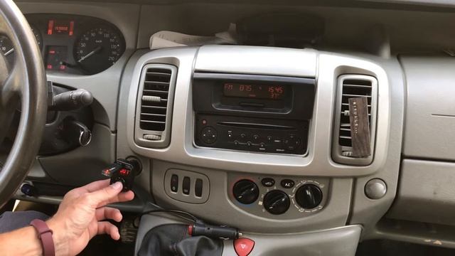 Автомобильный беспроводной FM-трансмиттер смотреть онлайн