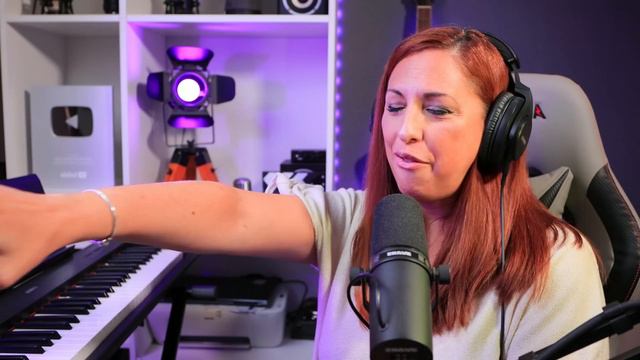 SHAKIRA dejando las cosas Claras! MONOTONÍA | VoCaL CoAcH REACTION & ANALYSIS смотреть онлайн
