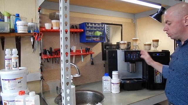 0:34 / 16:10 Кофемашина Dr.Coffee F11, Proxima F11, приготовление напитков. Часть 2. смотреть онлайн