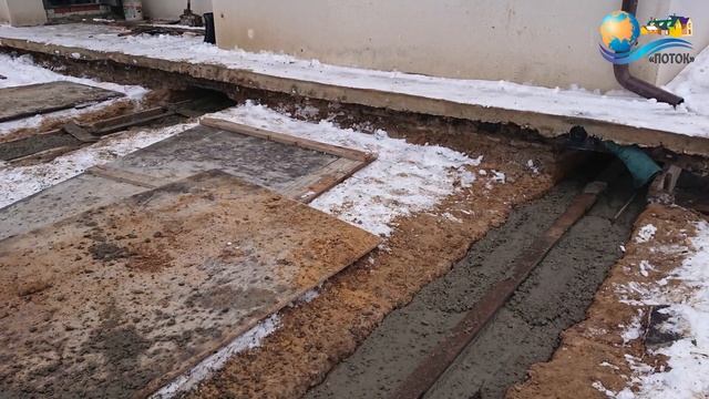 Передвижение дома из блоков на плите от газовой трубы смотреть онлайн