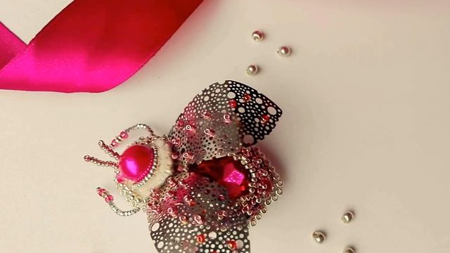 брошь - жук " Фукси" объемная техника смотреть онлайн