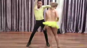 Танец. Супер. Ромашки белые. Танцуют все.mp4