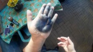 Защита рук от краски жидкими перчатками