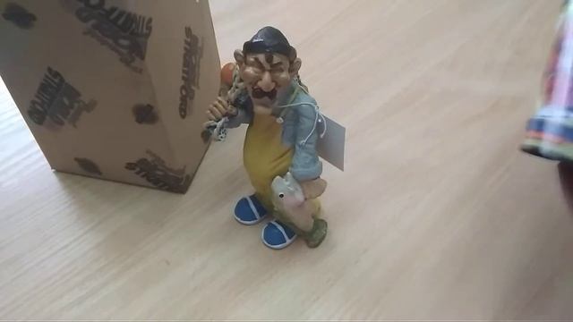 Подарок рыбаку, статуэтка смотреть онлайн
