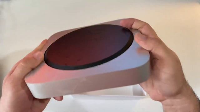 M2 Mac Mini Unboxing and SSD speed test смотреть онлайн
