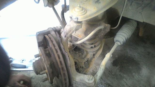Sửa Chữa Mitsubishi Jolie, Sửa Xe Jolie 2006 AT, Thay Rô Tyun bên lái 0123.99.888.99 смотреть онлайн