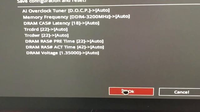 ASUS ROG Strix RX570 Unboxing And Set Up - RX570 Blue Screen Crashing - RX570 Stuck On 300Mhz смотреть онлайн