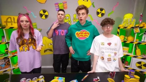 А4 едим самые кислые конфеты в мире