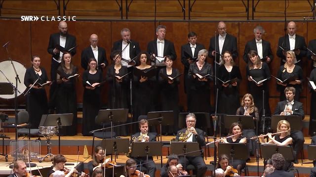 Pablo Heras-Casado | Brahms: Warum ist das Licht gegeben / Schicksalslied | SWR Vokalensemble смотреть онлайн