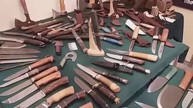 Москва, выставка "охота и рыбалка" ввц интересные топоры и ножи. forged knives смотреть онлайн