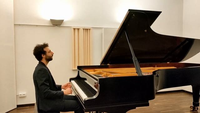 J.S. Bach - French Suite n°6 in E major BWV 817, by Julien Cohen смотреть онлайн