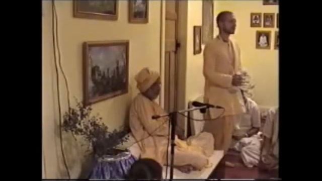 Явление Шрилы Дживы Госвами, 22 12 1998 ШБВ Нараяна Махарадж смотреть онлайн