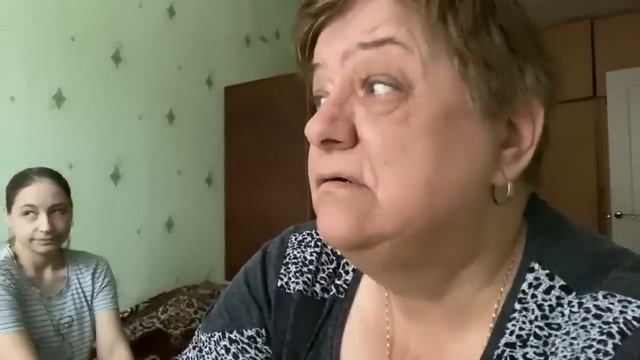 VLOG - Год назад Вика решила научиться вязать крючком смотреть онлайн