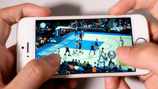 NBA 2K20 On iPhone 5s смотреть онлайн
