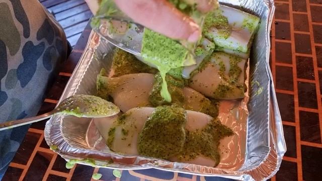 Кальмар на гриле с манговым соусом смотреть онлайн