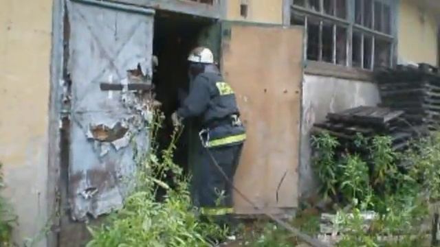 Пожар на складе смотреть онлайн