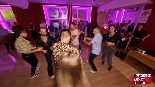 Rueda @ Novosibirsk Bachata Festival — Salsateca 2022 смотреть онлайн