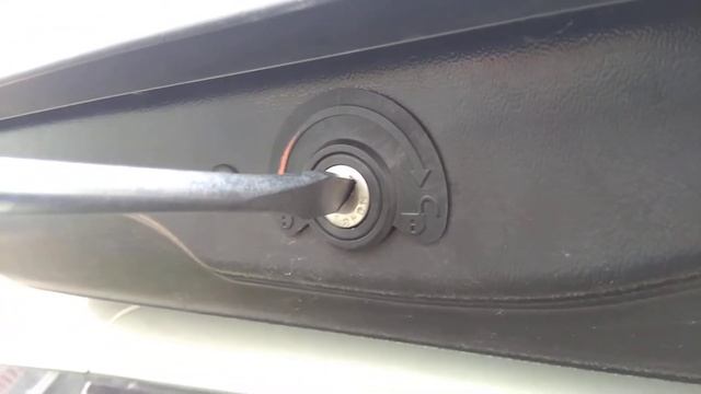 Бокс Thule Dynamic L/900 поворот замка в положение закрыто после несанкционированного вскрытия смотреть онлайн